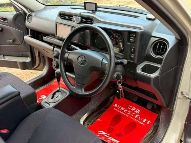 プロボックスバン1.5 DX コンフォート 4WD　ETC ワンセグ　キーレス　リフトアップ　ドラレコ　パワステ　パワーウィンドウ　ABS　エアコン　キャリア　レーダー 1500