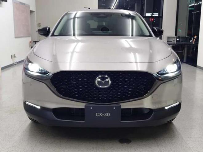 CX-302.0 20S レトロ スポーツ エディション 4WD　登録済み未使用車/コネクティッドカー/全方位カメラ/パーキングセンサー/10.25インチモニター/メモリー電動シート/電動リアゲート/シートヒーター/18AW 登録済未使用車 2000