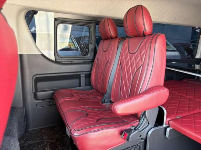 ハイエース2.7 GL ロング ミドルルーフ 4WD　IFUU製　IF-WB8　10人乗り対面ラウンジベッド仕様　415COBRAクリーンルック3フロントスポイラー&バッドラッカー毒牙18インチAW　イクリプス製10.1インチフローティングナヒ　純正EGスターター 2700