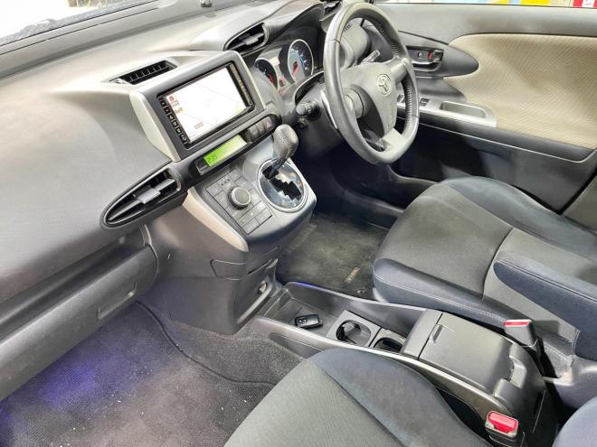 ウィッシュ1.8S 4WD 5年保証 スマキー ナビTV Bカメ ETC 自社認証工場 車検整備2年付 修復歴無 寒冷地仕様 禁煙
