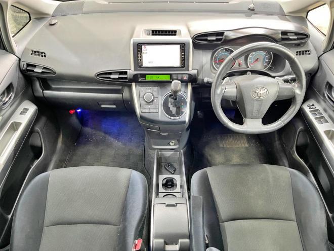 ウィッシュ1.8S 4WD 5年保証 スマキー ナビTV Bカメ ETC 自社認証工場 車検整備2年付 修復歴無 寒冷地仕様 禁煙