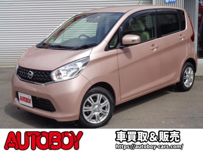デイズX Vセレクション +SafetyII 4WD　スマートキー　アラウンドビューモニター　運転席シートヒーター 660