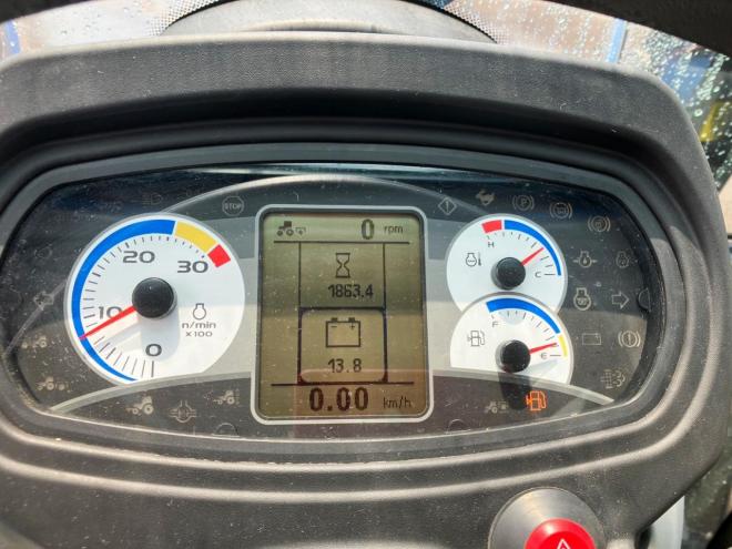 トラクターニューホランド　中古　T4.75