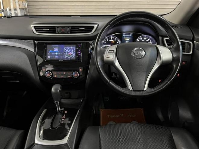 エクストレイル２０Ｘ　エクストリーマーＸ　エマージェンシーブレーキＰＫＧ　本州仕入　禁煙車　寒冷地仕様　エマージェンシーブレーキ　純正１７インチＡＷ　社外１７ＡＷ＋スタッドレスタイヤ付　ケンウッドナビ　フルセグ地デジ　ＤＶＤ再生　Ｂｌｕｅｔｏｏｔｈ対応　バックカメラ　ＥＴＣ 4WD 2000 5Dr