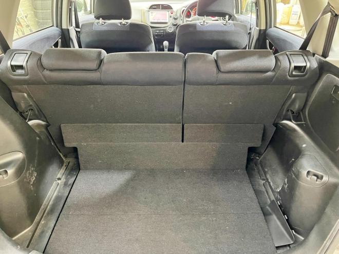 フィット1.3G 4WD 5年保証 ナビTV Bカメ 自社認証工場 車検整備2年付 修復歴無 寒冷地仕様 禁煙
