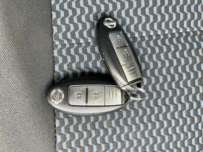 ノート1.2X FOUR 4WD 5年保証 スマキー 自社認証工場 修復歴無 寒冷地仕様 禁煙