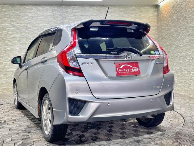 フィット1.5ハイブリッドSパッケージ 4WD 5年保証 スマキー ドラレコ ETC 自社認証工場 車検整備2年付 修復歴無 寒冷地仕様 禁煙