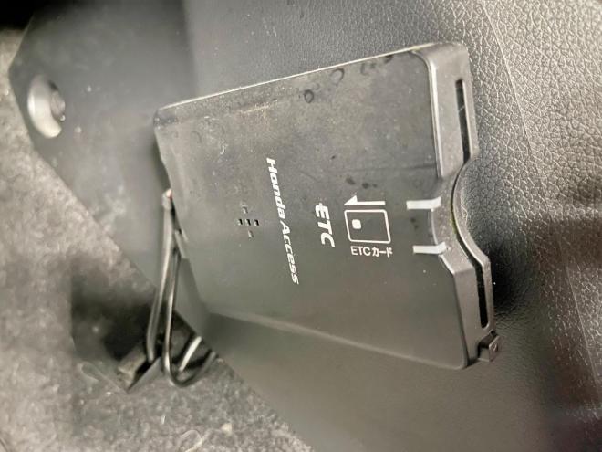 フィット1.5ハイブリッドSパッケージ 4WD 5年保証 スマキー ドラレコ ETC 自社認証工場 車検整備2年付 修復歴無 寒冷地仕様 禁煙