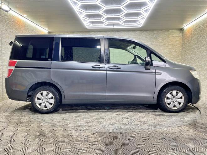 ステップワゴン2.0G Lパッケージ 4WD 5年保証 両側パワスラ ナビ 自社認証工場 車検整備2年付 修復歴無 寒冷地仕様 禁煙