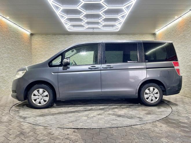 ステップワゴン2.0G Lパッケージ 4WD 5年保証 両側パワスラ ナビ 自社認証工場 車検整備2年付 修復歴無 寒冷地仕様 禁煙