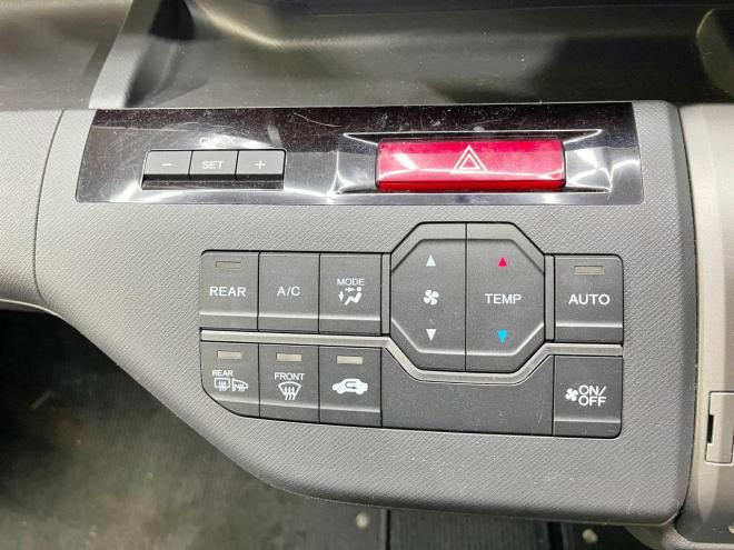 ステップワゴン2.0G Lパッケージ 4WD 5年保証 両側パワスラ ナビ 自社認証工場 車検整備2年付 修復歴無 寒冷地仕様 禁煙