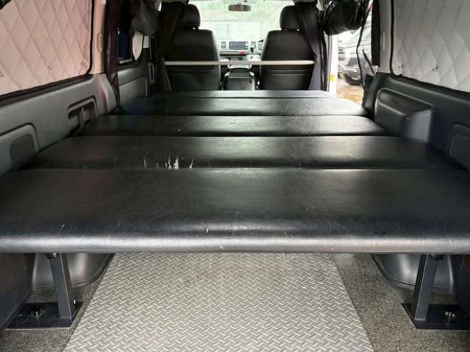 ハイエースバン3.0 スーパーGL ロング ディーゼルターボ 4WD　社外ナビ　地デジ　バックカメラ　ベットキット　ETC　記録簿　パワステ　パワーウィンドウ　エアコン　キーレスエントリー　盗難防止装置　ABS 3000
