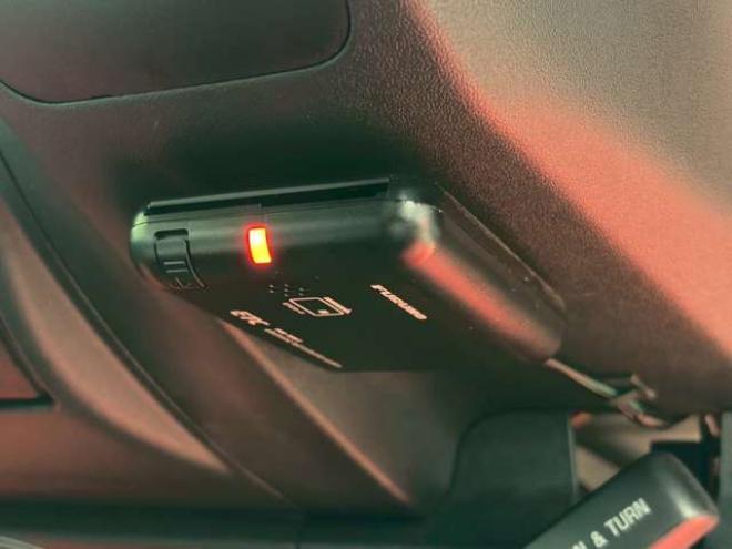 ハイエースバン3.0 スーパーGL ロング ディーゼルターボ 4WD　社外ナビ　地デジ　バックカメラ　ベットキット　ETC　記録簿　パワステ　パワーウィンドウ　エアコン　キーレスエントリー　盗難防止装置　ABS 3000