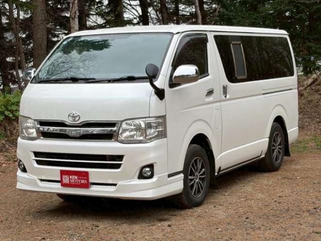 ハイエースバン3.0 スーパーGL ロング ディーゼルターボ 4WD　社外ナビ　地デジ　バックカメラ　ベットキット　ETC　記録簿　パワステ　パワーウィンドウ　エアコン　キーレスエントリー　盗難防止装置　ABS 3000