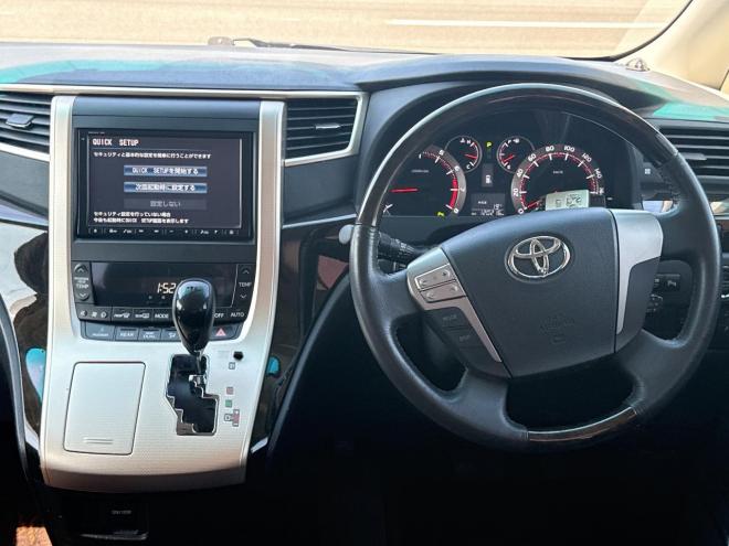 アルファード2.4 240SタイプゴールドⅡ 4WD　ローンが不安な方＜優遇ローン＞　後期型　純正8型ナビ　後席モニター　両側パワスラ 4WD 2400 5Dr