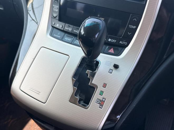 アルファード2.4 240SタイプゴールドⅡ 4WD　ローンが不安な方＜優遇ローン＞　後期型　純正8型ナビ　後席モニター　両側パワスラ 4WD 2400 5Dr