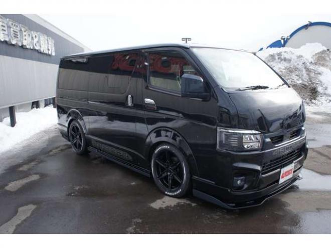 レジアスエース2.8 スーパーGL ダークプライム ロングボディ ディーゼルターボ 4WD　415COBRAオフィシャルコンプリート　ファントムヘッドライトシステム&新作HP-6　18インチホイール&フェイスリフトキット&フルエアロ&フローティングリップ&ローフォルムフェンダー　玄武2インチダウンブロック 2800