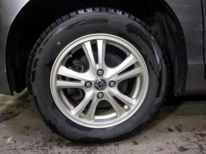 フリード1.5 G ジャストセレクション 4WD　本州仕入・ナビ・TV・B/T・Bカメラ・パワスラ・ワイパーデアイサー・ミラーヒーター・HID・ETC 1500
