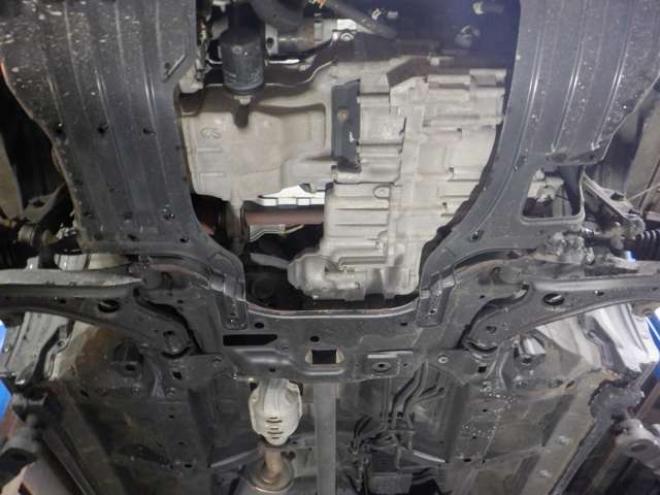フリード1.5 G ジャストセレクション 4WD　本州仕入・ナビ・TV・B/T・Bカメラ・パワスラ・ワイパーデアイサー・ミラーヒーター・HID・ETC 1500