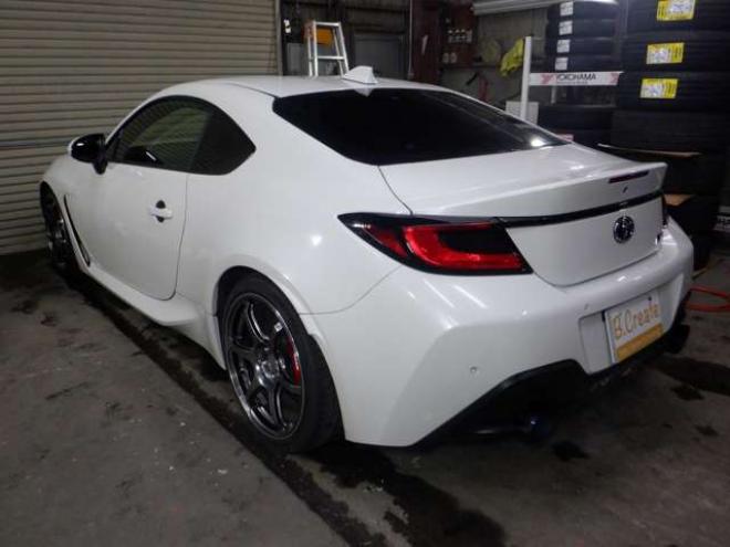 86GR86  2.4 RZ　ナビ・TV・B/T・Bカメラ・HKS車高調・SARDマフラー・LEDヘッドライト・ハーフレザー・シートヒーター・衝突軽減・ブラインドスポット・クルコン・レーンキープ・オートマチックハイビーム・クリアランスソナー 2WD 2400