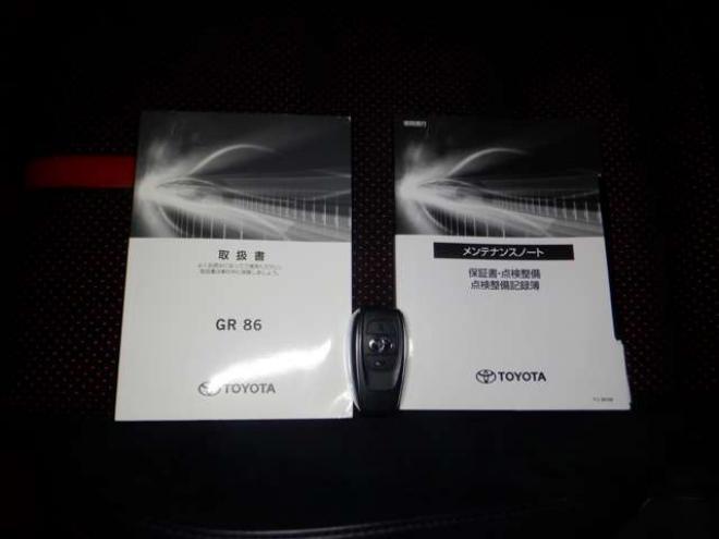 86GR86  2.4 RZ　ナビ・TV・B/T・Bカメラ・HKS車高調・SARDマフラー・LEDヘッドライト・ハーフレザー・シートヒーター・衝突軽減・ブラインドスポット・クルコン・レーンキープ・オートマチックハイビーム・クリアランスソナー 2WD 2400