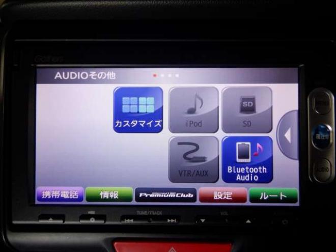 N-BOXカスタムG ターボ Lパッケージ 2トーンカラースタイル 4WD　本州仕入・後期型・ナビ・TV・Bカメラ・B/T・両側電動・クルコン・スマートキー・プッシュスタート・ターボ・HID・ベンチシート・フォグランプ・パドルシフト・前席シートヒーター・純正AW 660