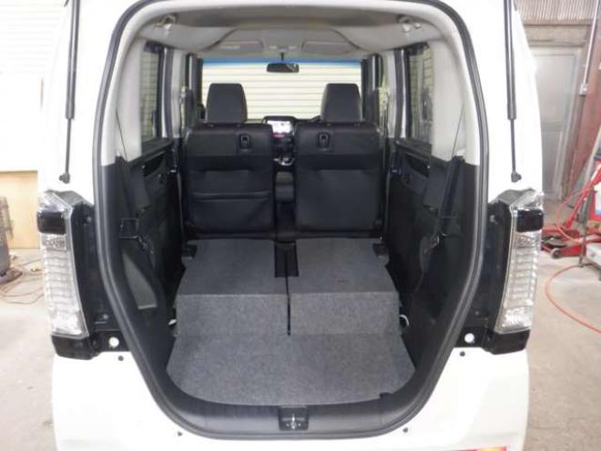N-BOXカスタムG ターボ Lパッケージ 2トーンカラースタイル 4WD　本州仕入・後期型・ナビ・TV・Bカメラ・B/T・両側電動・クルコン・スマートキー・プッシュスタート・ターボ・HID・ベンチシート・フォグランプ・パドルシフト・前席シートヒーター・純正AW 660