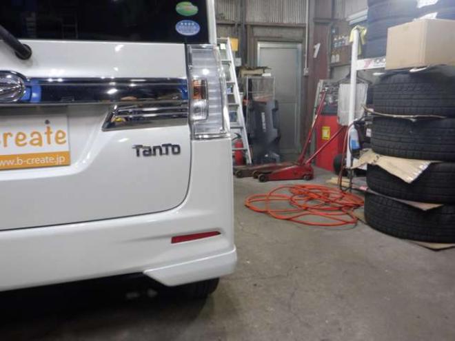 タントカスタム X SA 4WD　ナビ・TV・バックカメラ・B/T・LEDヘッドライト・パワスラ・プッシュスタート・スマートキー・スマアシ・ETC・純正エンスタ・フォグランプ・アイドリングストップ・オートエアコン・オートライト・リアサンシェード 660