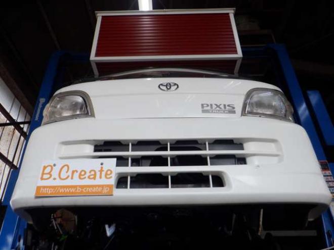 ピクシストラックスペシャル 3方開 4WD　キッチンカー　換気扇　シンク　コンセント　LED 照明　4WD　ライトレベライザー　ドアバイザー 660