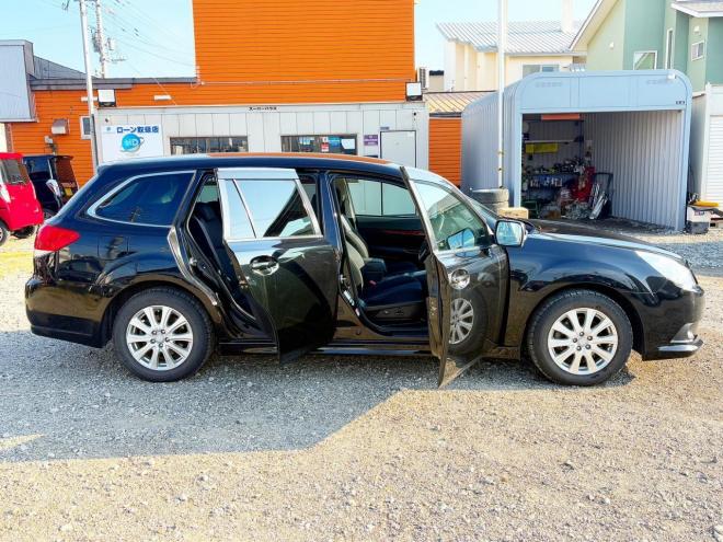 レガシィツーリングワゴン2.5i LパッケージLTD 4WD　ローンが不安な方＜1年保証　社外ナビ　フルセグTV　スマキー＞