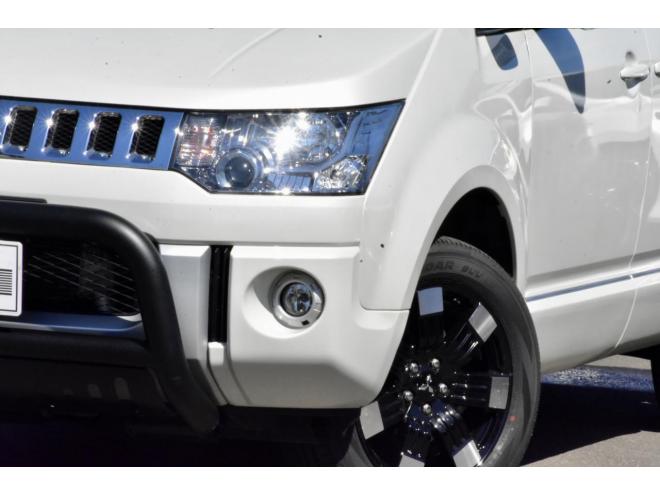 デリカD:5　4WD　Dパワーパッケージ　新車外し18インチアルミ／タイヤ　新品フロントガード　両側パワースライドドア