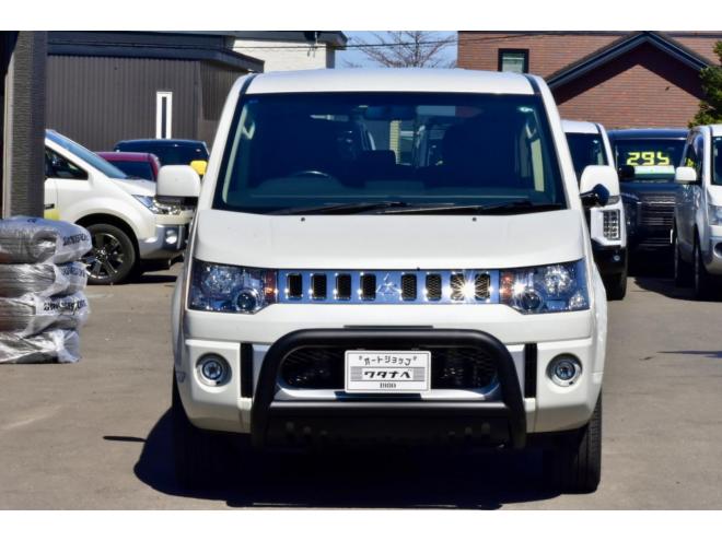 デリカD:5　4WD　Dパワーパッケージ　新車外し18インチアルミ／タイヤ　新品フロントガード　両側パワースライドドア