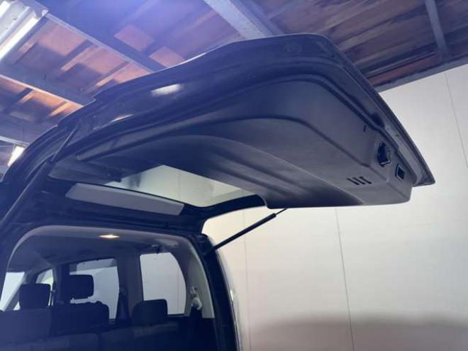 セレナ2.0 ハイウェイスター Vセレクション+Safety アドバンストセーフティ パッケージ 4WD　両側Pスライド　ナビ　TV　Bluetooth 2000