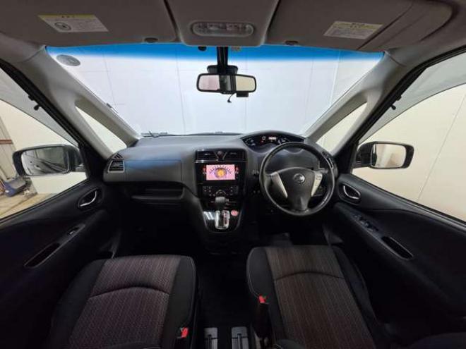 セレナ2.0 ハイウェイスター Vセレクション+Safety アドバンストセーフティ パッケージ 4WD　両側Pスライド　ナビ　TV　Bluetooth 2000