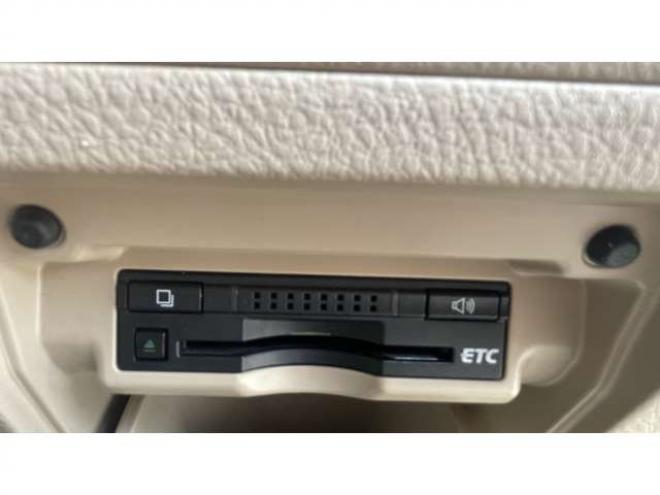 アルファードハイブリッド2.4 G Lパッケージ 4WD　 2400