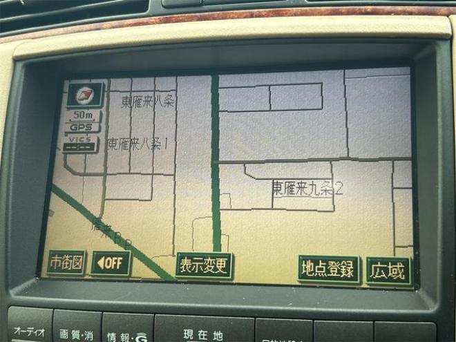 クラウンロイヤルサルーンｉ－Ｆｏｕｒ　４ＷＤ　ドライブレコーダー　オートクルーズコントロール　バックカメラ　ナビ　エアロ　ＨＩＤ　ＡＴ　スマートキー　電動格納ミラー　盗難防止システム　ＣＤ　衝突安全ボディ　ＡＢＳ　ＥＳＣ　エアコン 4WD 3000 4Dr