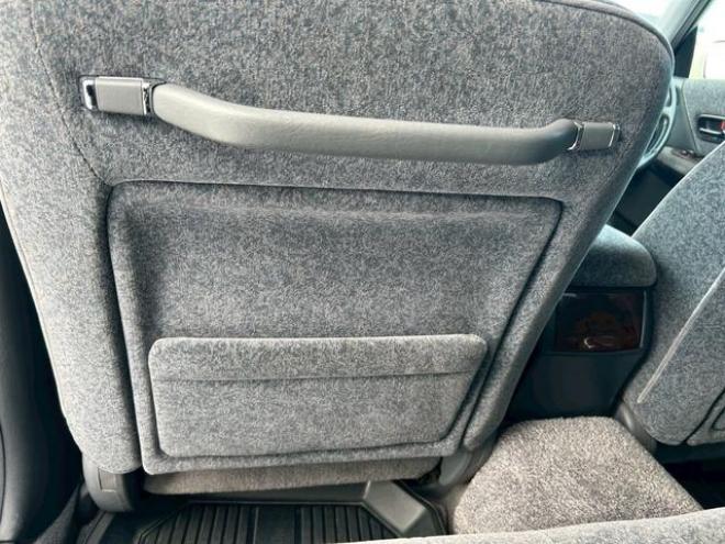 クラウンロイヤルサルーンＦｏｕｒ　キーレス　エアコン　ＡＢＳ　パワーシート　テレビ　オートクルーズコントロール　ＥＴＣ 2WD 3000 4HTDr