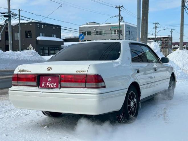 クラウンロイヤルサルーンＦｏｕｒ　キーレス　エアコン　ＡＢＳ　パワーシート　テレビ　オートクルーズコントロール　ＥＴＣ 2WD 3000 4HTDr
