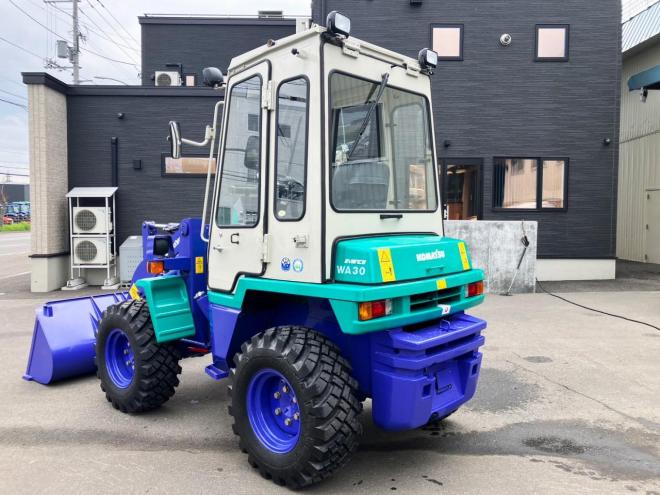 ホイールローダコマツ　中古　WA30-5E0