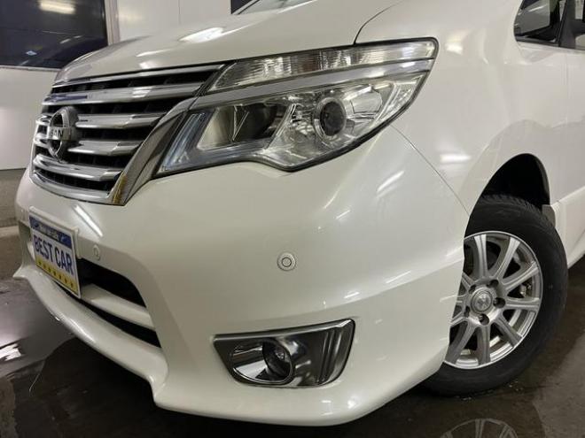 セレナハイウェイスター　アドバンス　セーフティＰＫＧ　本州仕入　禁煙車　寒冷地仕様　フリップダウンモニター　アルパインナビ　地デジ　ＤＶＤ再生　Ｂｌｕｅｔｏｏｔｈオーディオ　バックカメラ　エンジンスターター　衝突軽減システム　車線逸脱警報　前後ソナー 4WD 2000 5Dr