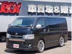 ハイエースバン 2.8ダークプライム マルチロールトランスポータータイプIIロング ディーゼルターボ4WD　モデリスタフルエアロ・415COBRAバッドラッカー18インチAW・純正SDナビTV・Bカメラ・両側パワスラ・LEDライト・スマキー・AC100V・ベッドキット・エンスタ 2800