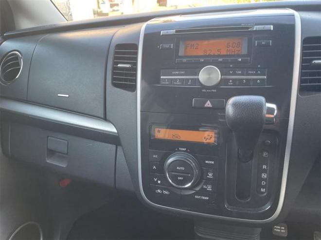 ワゴンRスティングレー　Ｔ　４ＷＤ　ＨＩＤ　スマートキー　シートヒーター　ＣＶＴ　盗難防止システム　ＡＢＳ　ＣＤ　アルミホイール　パドルシフト 2WD 660 5Dr