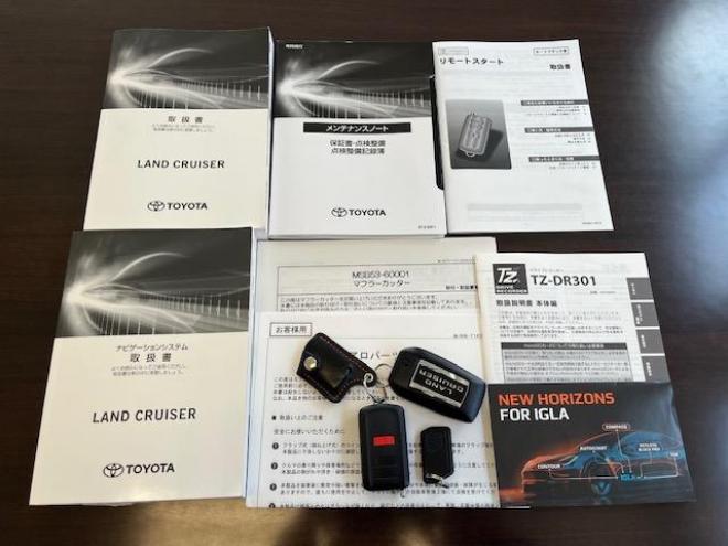 ランドクルーザーＺＸ　３００系　オーサーアラームセキュリティ　リアエンターテイメント　ＪＢＬサウンド　電動サンルーフ　ベージュレザー　モデリスタスポイラー　純正エンジンスターター　デジタルインナーミラー　全方位アラウンドビュー 4WD 3500 5Dr