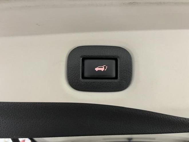 エクストレイル２０Ｘ　ブラックエクストリーマＸ　本州仕入　禁煙車　寒冷地仕様　パワーバックドア　全方位アラウンドビューモニター　社外１７インチＡＷ　純正１７ＡＷ＋スタッドレスタイヤ付　純正ナビ　フルセグ地デジ　ＤＶＤ再生　Ｂｌｕｅｔｏｏｔｈ対応 4WD 2000 5Dr