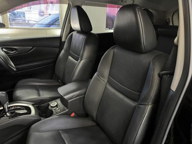 エクストレイル２０Ｘ　ブラックエクストリーマＸ　本州仕入　禁煙車　寒冷地仕様　パワーバックドア　全方位アラウンドビューモニター　社外１７インチＡＷ　純正１７ＡＷ＋スタッドレスタイヤ付　純正ナビ　フルセグ地デジ　ＤＶＤ再生　Ｂｌｕｅｔｏｏｔｈ対応 4WD 2000 5Dr