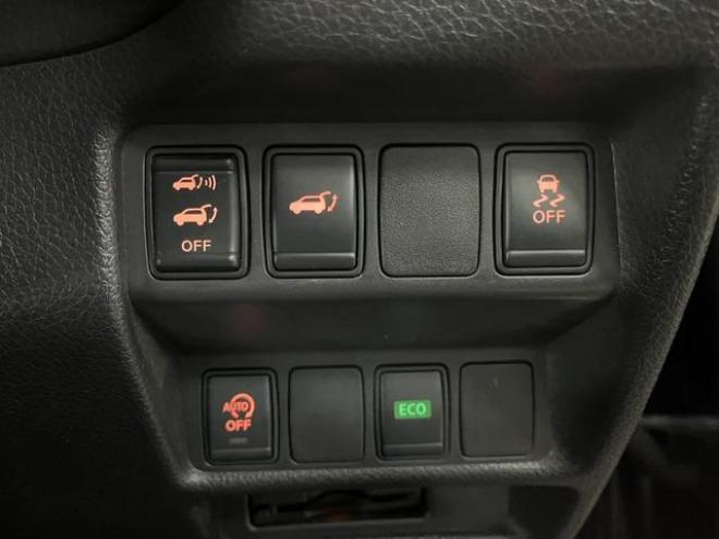 エクストレイル２０Ｘ　ブラックエクストリーマＸ　本州仕入　禁煙車　寒冷地仕様　パワーバックドア　全方位アラウンドビューモニター　社外１７インチＡＷ　純正１７ＡＷ＋スタッドレスタイヤ付　純正ナビ　フルセグ地デジ　ＤＶＤ再生　Ｂｌｕｅｔｏｏｔｈ対応 4WD 2000 5Dr