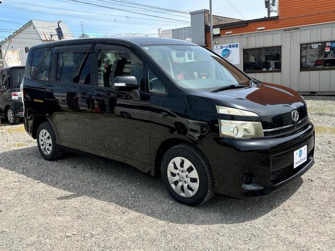 ヴォクシー2.0X Lエディション 4WD　ローンが不安な方＜優遇ローン＞1年保証　片側パワースライドドア 