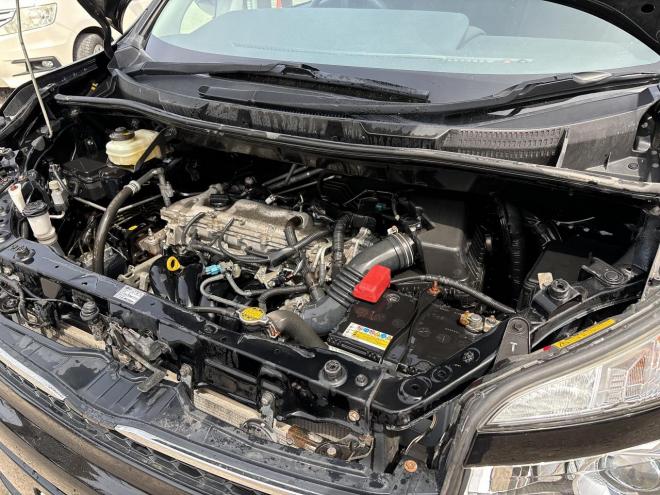 ヴォクシー2.0X Lエディション 4WD　ローンが不安な方＜優遇ローン＞1年保証　片側パワースライドドア 