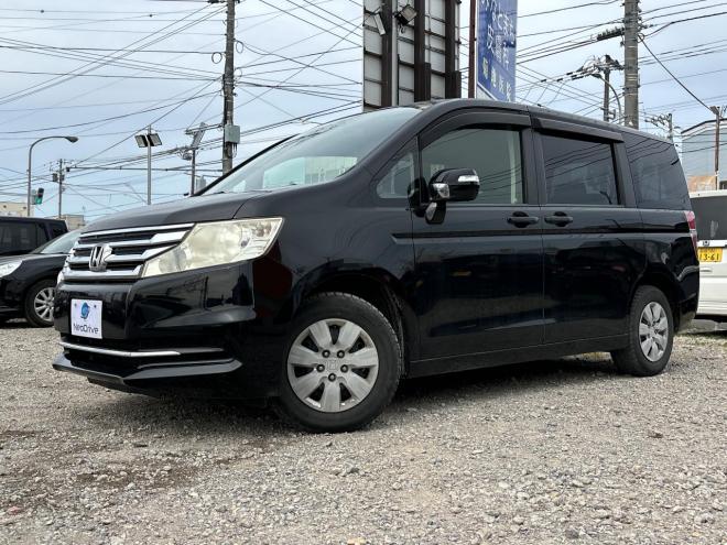 ステップワゴン2.0G 4WD　ローンが不安な方＜優遇ローン＞1年保証　両側スライドドア　社外オーディオ