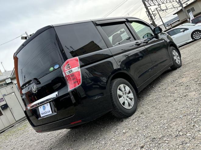 ステップワゴン2.0G 4WD　ローンが不安な方＜優遇ローン＞1年保証　両側スライドドア　社外オーディオ